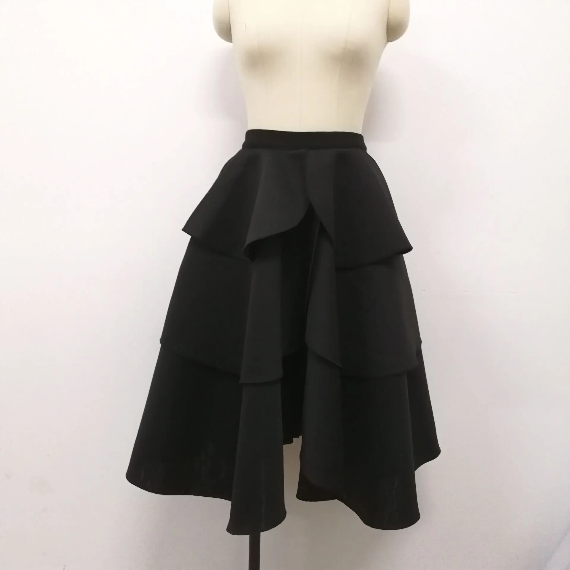 Pleated Cake Layer A-line skirt