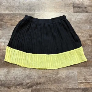 Pleated color block mini skirt - black and citrine - size med