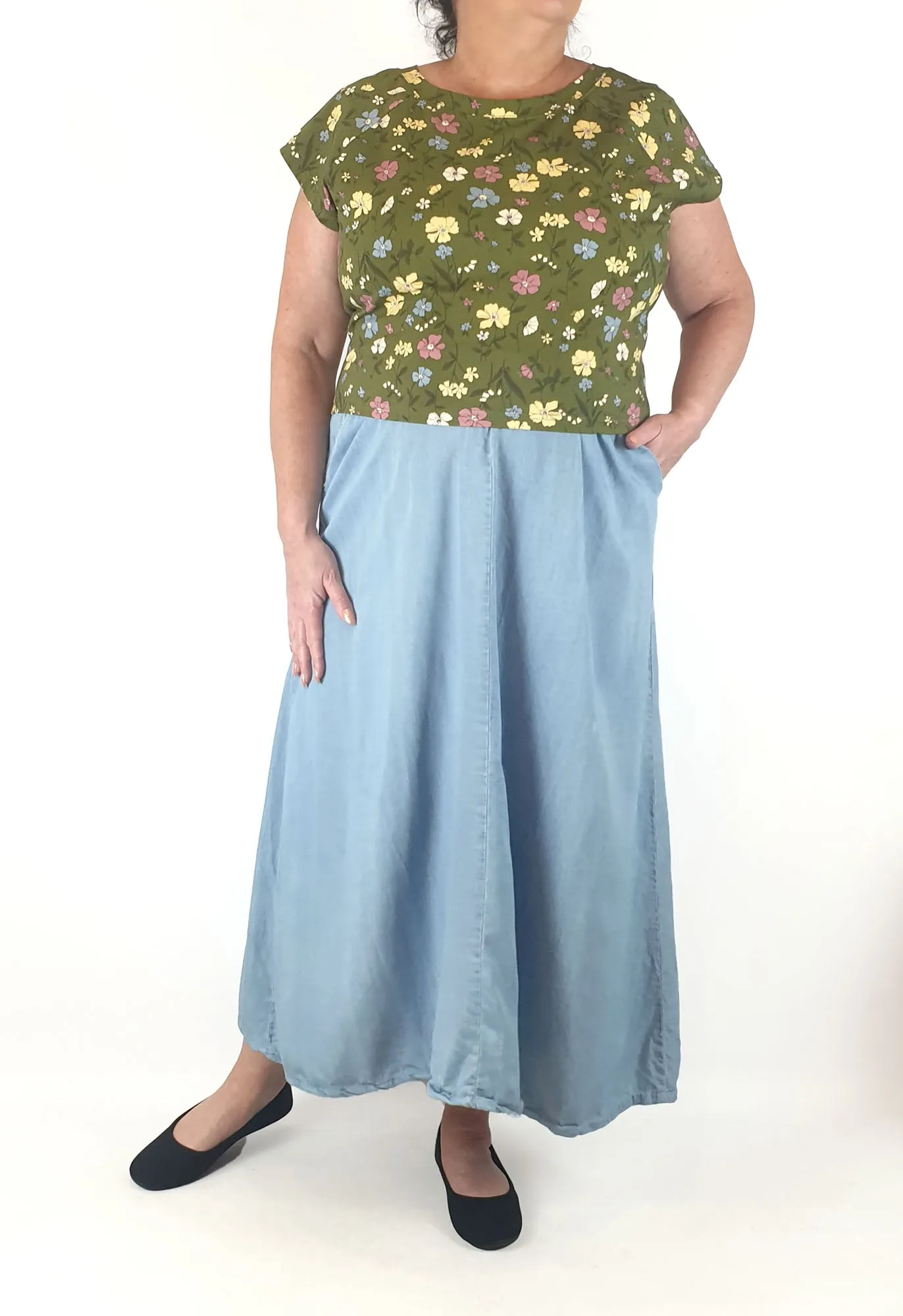 Princess Highway green floral top size 18