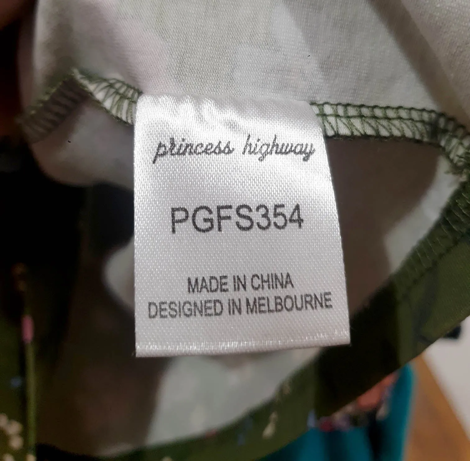 Princess Highway green floral top size 18