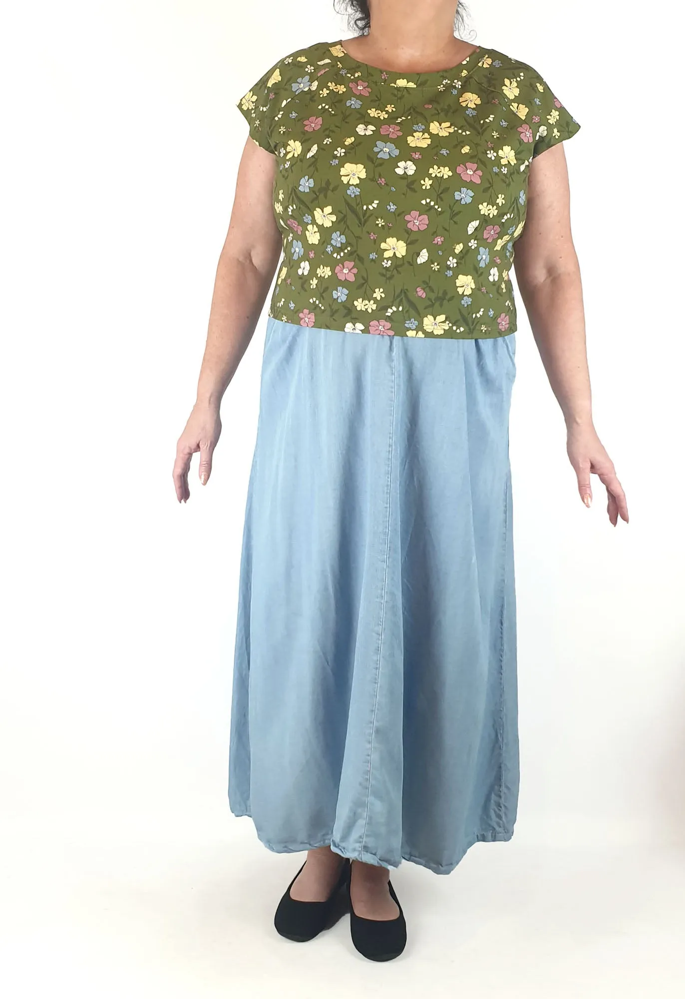 Princess Highway green floral top size 18