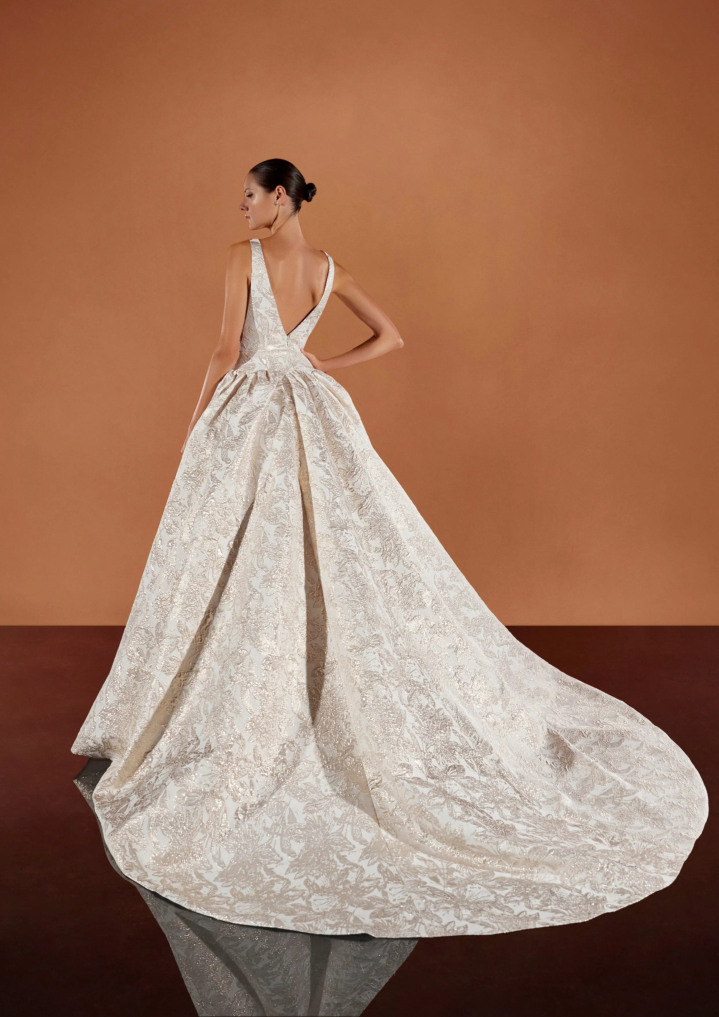 Pronovias Privee: Kareena