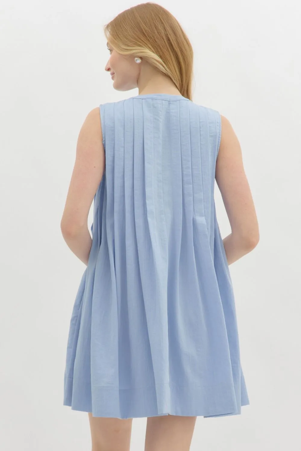 Sleeveless Pleated Dress