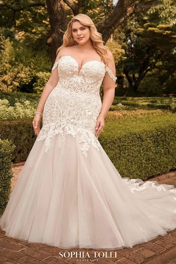 Sophia Tolli: Y22065 - London