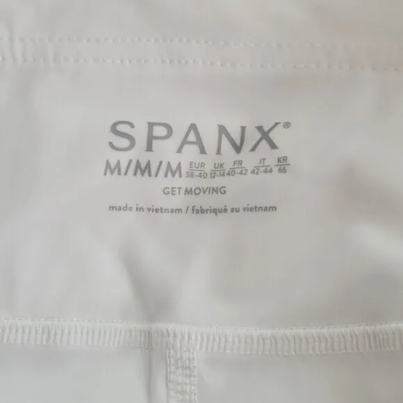 SPANX booty boost pleated 14'' skirt  Sz M NEW