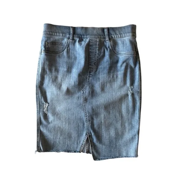 Spanx Distressed Denim Shaping Pencil Skirt High Waisted Fray Hem Size M