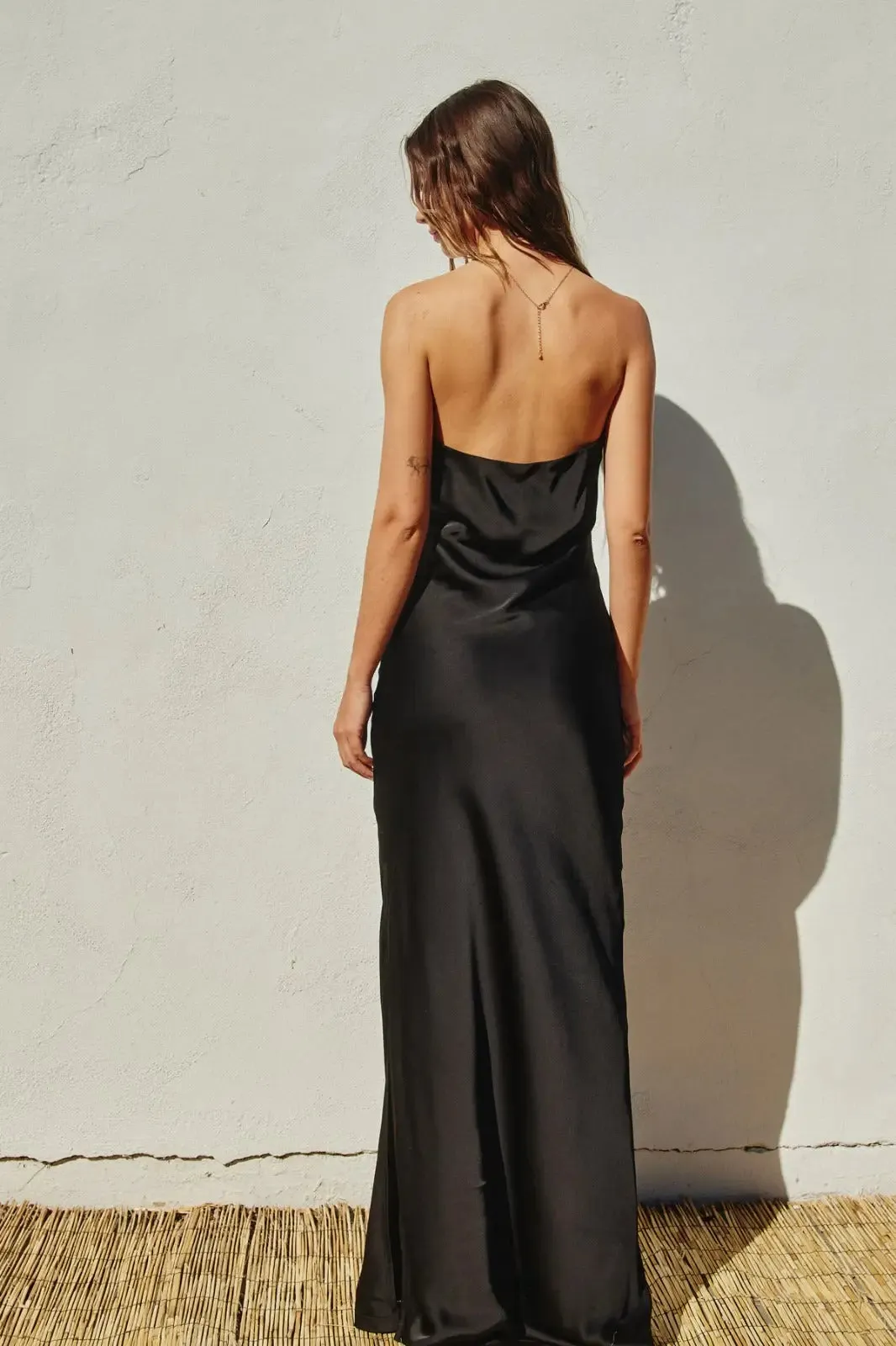 STRAPLESS BIAS CUT MAXI DRESS