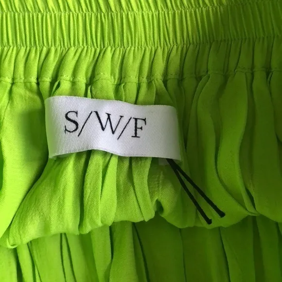S/W/F Untethered Midi Skirt sz S