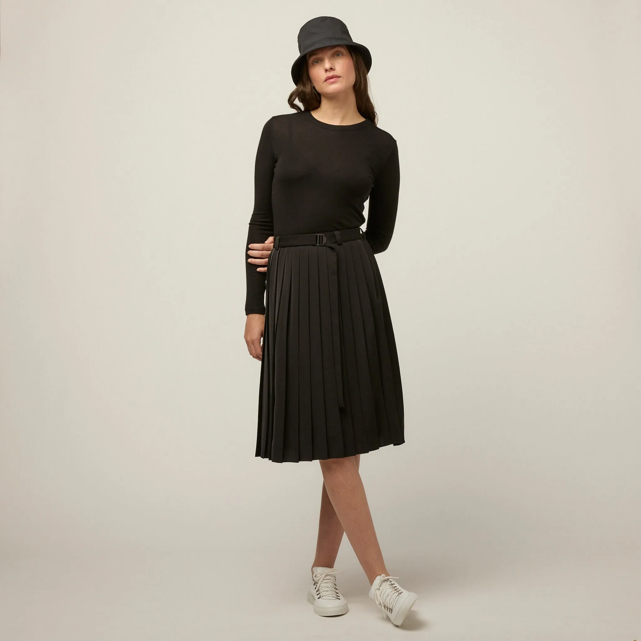 Tech Slk Pleated Skirt