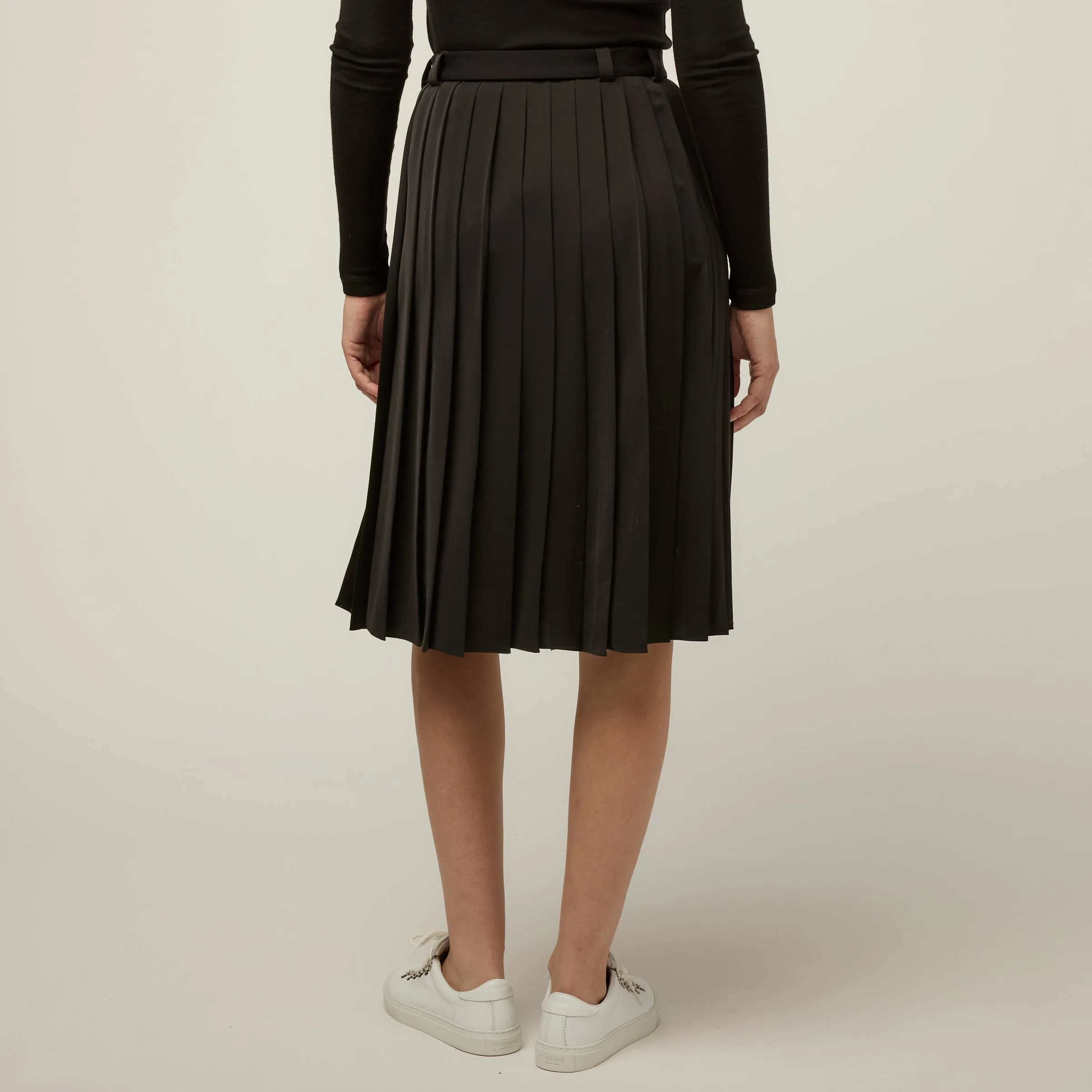 Tech Slk Pleated Skirt