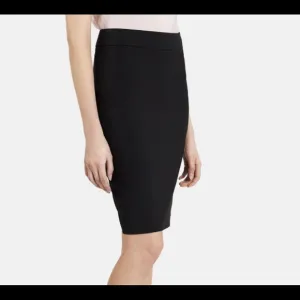 Theory Pencil Skirt in Sevona Stretch Wool
