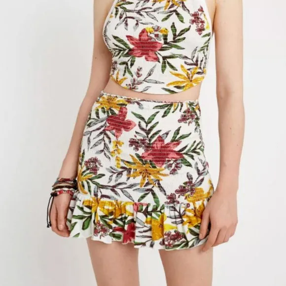 Urban Outfitters UO Nikita Floral Mini Skirt Cotton Smocked Ruffle S New