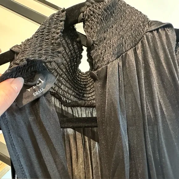 Vici Pleated Sleeveless Dress