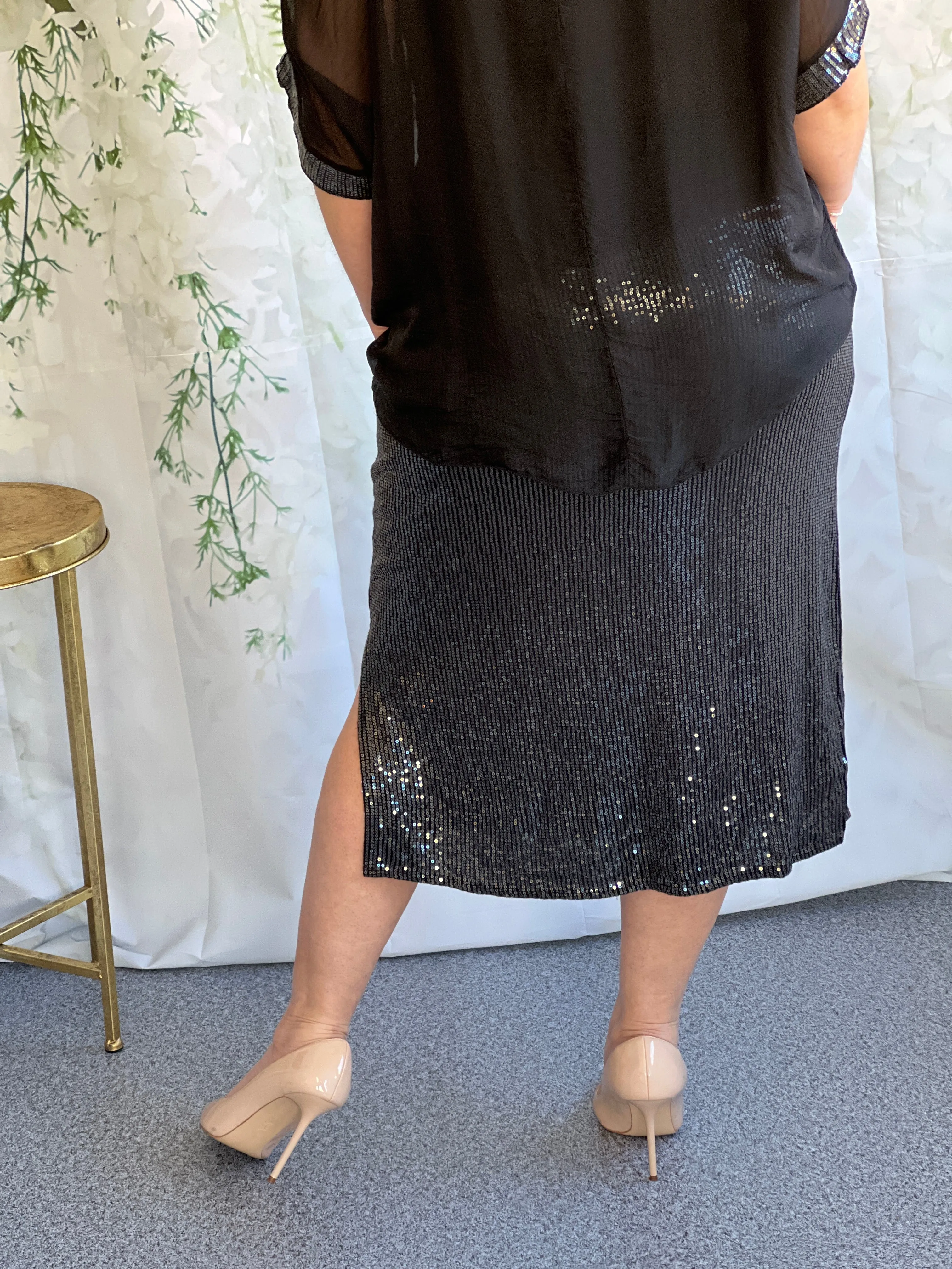Vida Black Stretch Sequin Skirt