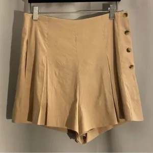 VINCE. Pleated Front Shorts