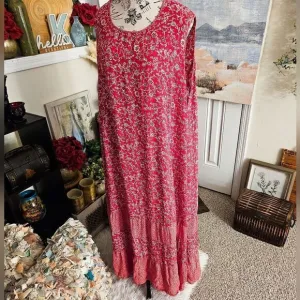 VTG Victoria Holley Rayon Crinkle Floral Print Boho Maxi Dress. XL Fit