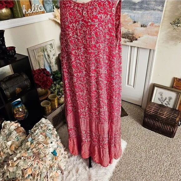 VTG Victoria Holley Rayon Crinkle Floral Print Boho Maxi Dress. XL Fit