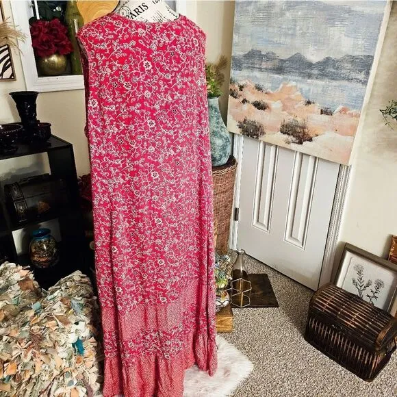 VTG Victoria Holley Rayon Crinkle Floral Print Boho Maxi Dress. XL Fit