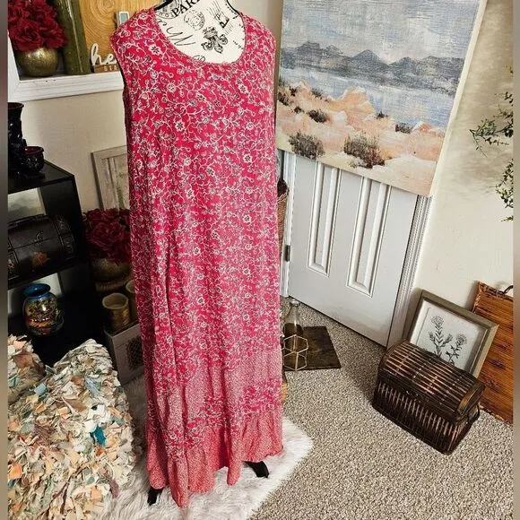 VTG Victoria Holley Rayon Crinkle Floral Print Boho Maxi Dress. XL Fit
