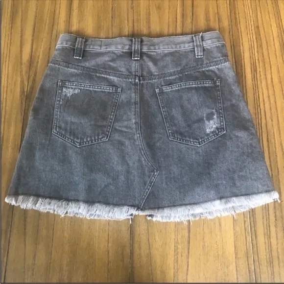 We The Free black pleated denim skirt size 30