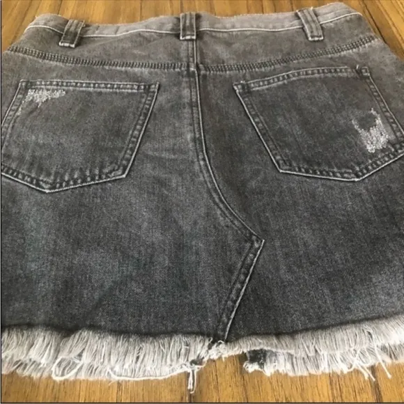 We The Free black pleated denim skirt size 30