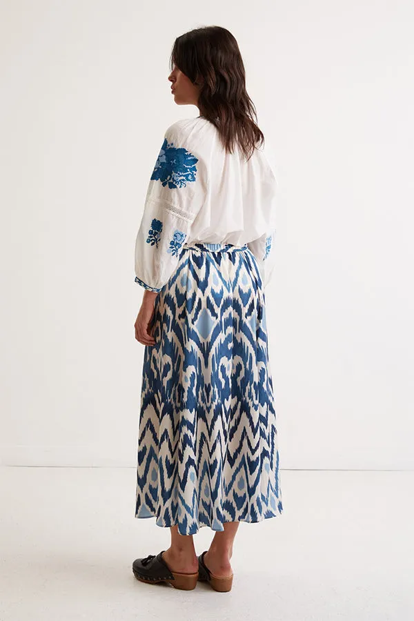 WHITE IKAT PRINT MAXI SKIRT