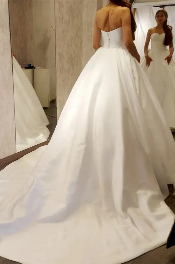 White Satin Sweetheart A-Line Sleeveless Wedding Dress