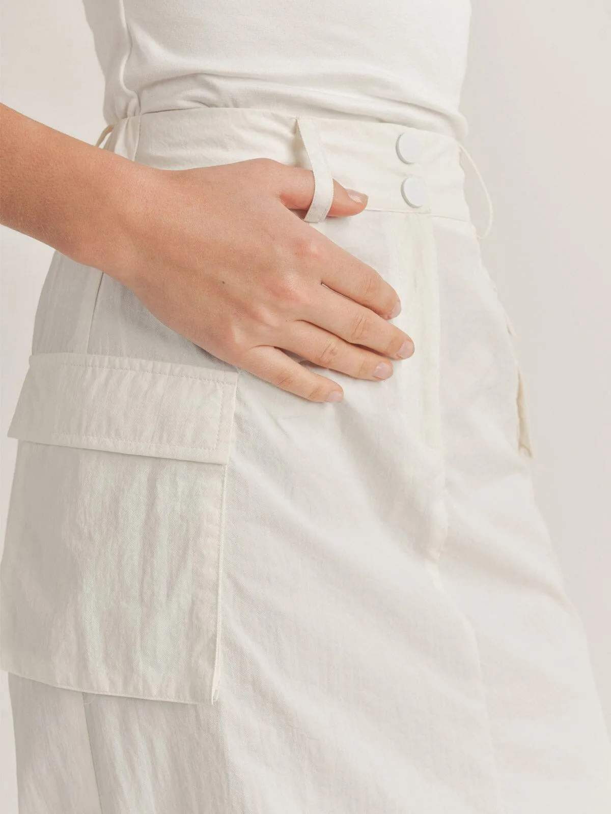WOMEN'S BUTTON CLOSURE CARGO POCKETS SIDE RUCHED MAXI SKIRT