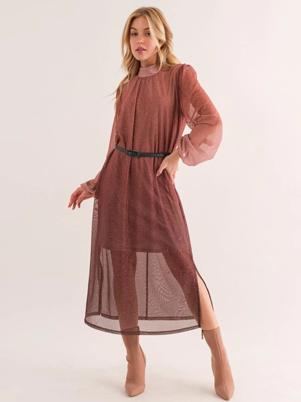 WOMEN'S LONG SLEEVE MOCK NECK BELTED SHIMMER MAXI DRESS