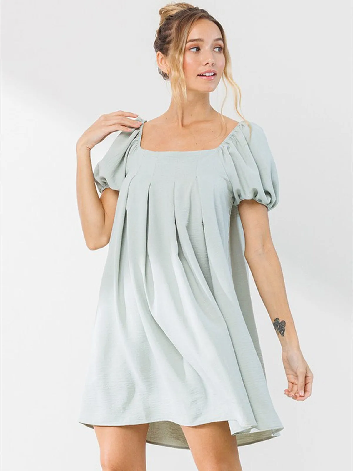 WOMEN'S SHORT PUFF SLEEVE SQUARE NECK PLEATED MINI DRESS